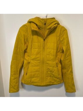 Lululemon another mile jacket coat size 4 color “honeycomb” yellow